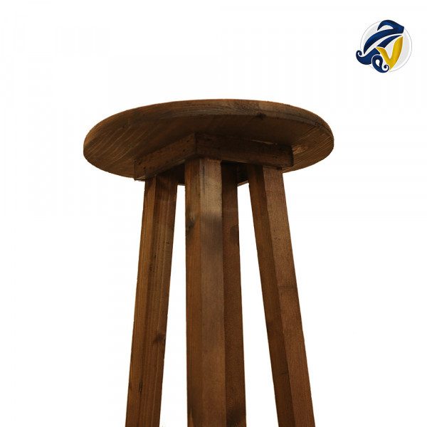 چهارپایه‌ی گرد چوبی هفت رج